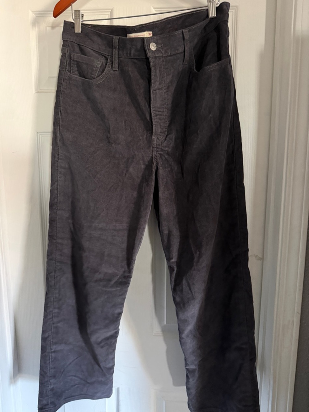 Women's Cropped Corduroy Ankle Pants in Charcoal